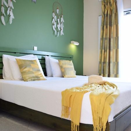 Christina Hotel Petriti Corfu  Buitenkant foto